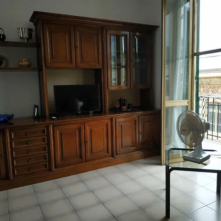 Il Cielo Della Spezia Апартаменты *